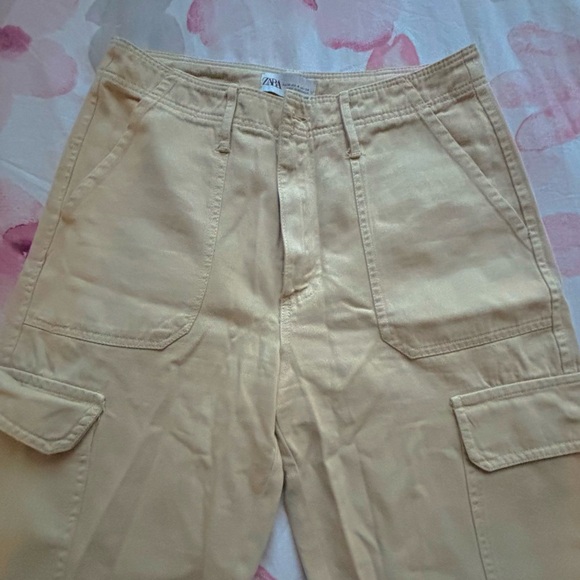 Zara Cargo Pants - Picture 3 of 5